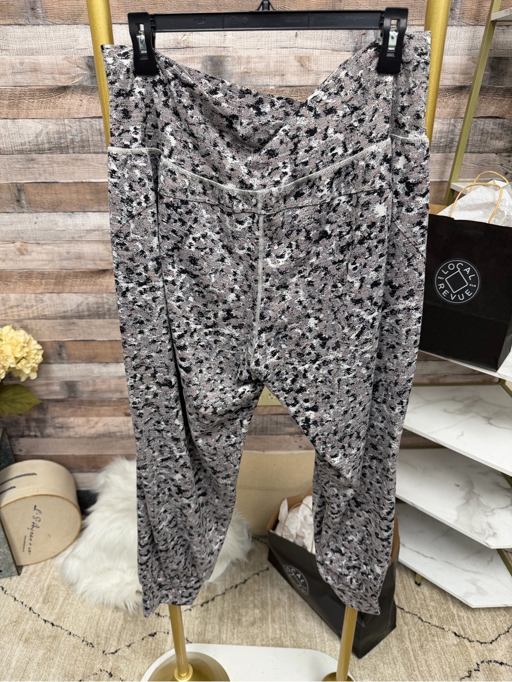 Pink & Grey Print Athleta Salutation Leggings 2X